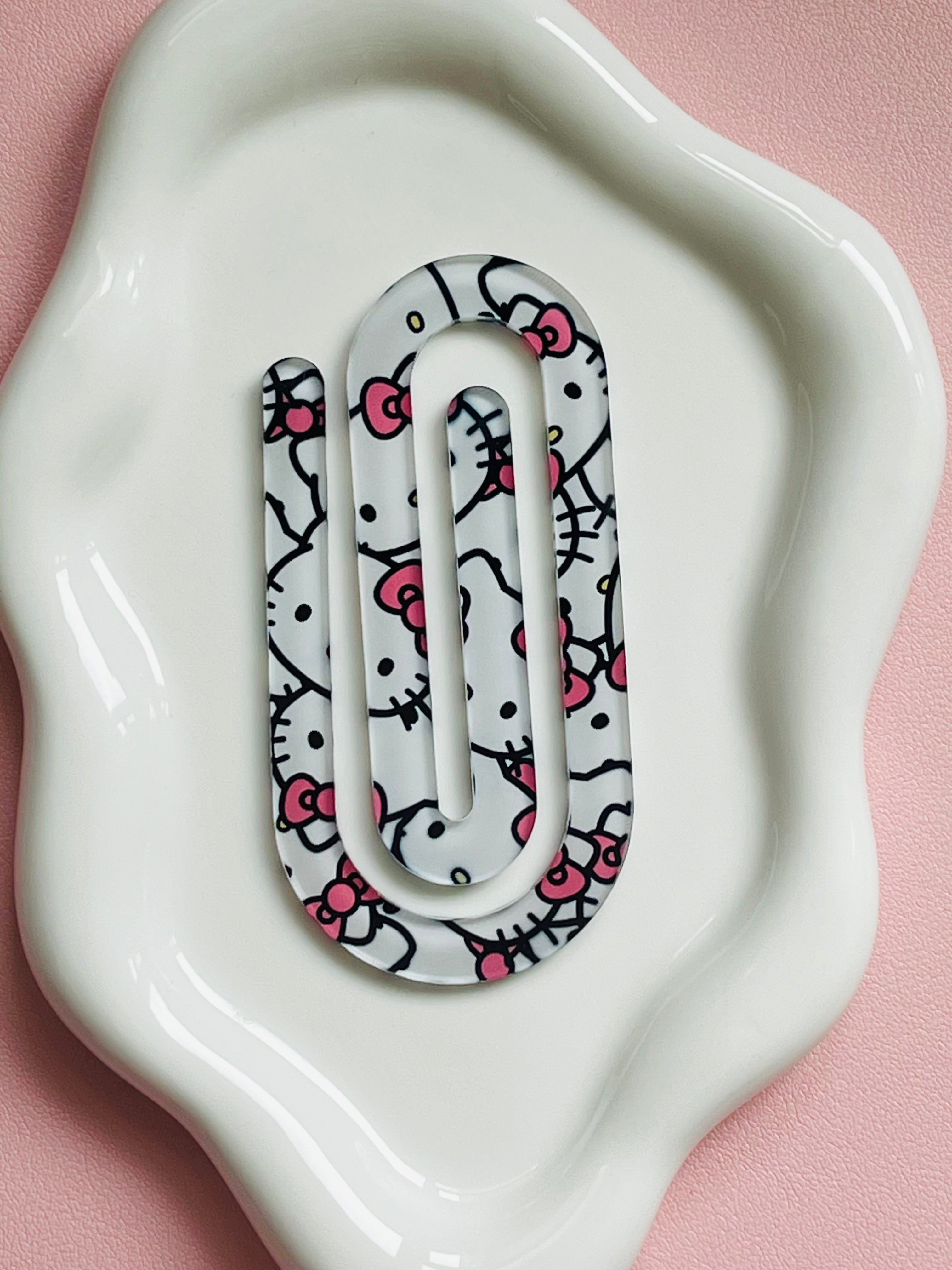 Hello Kitty PaperClip Bookmark